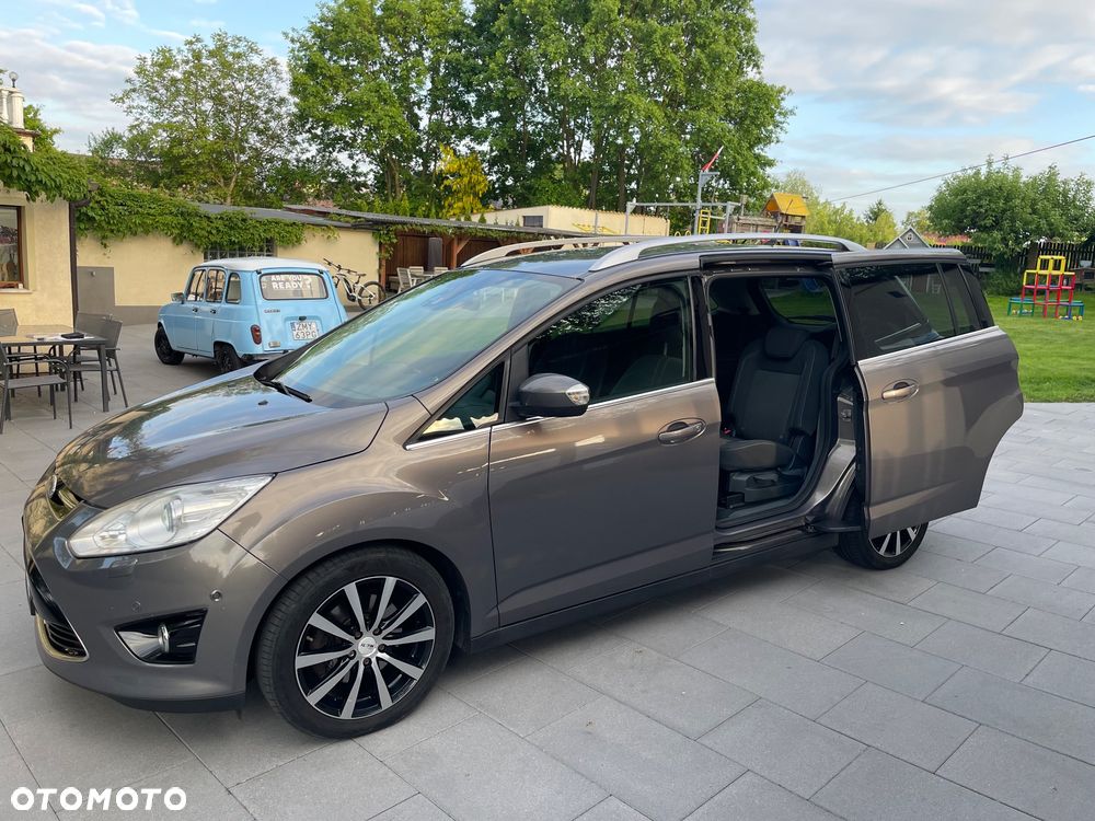Ford Grand C-MAX - 23