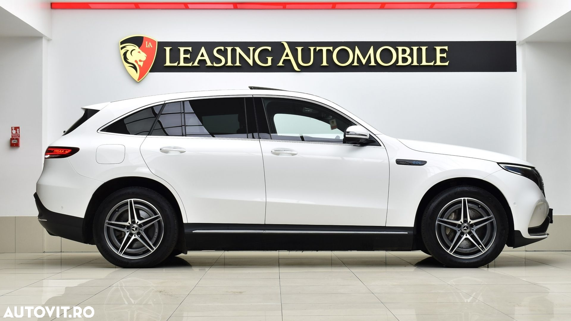 Mercedes-Benz EQC - 7