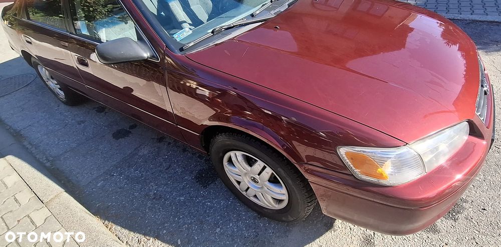 Toyota Camry - 9