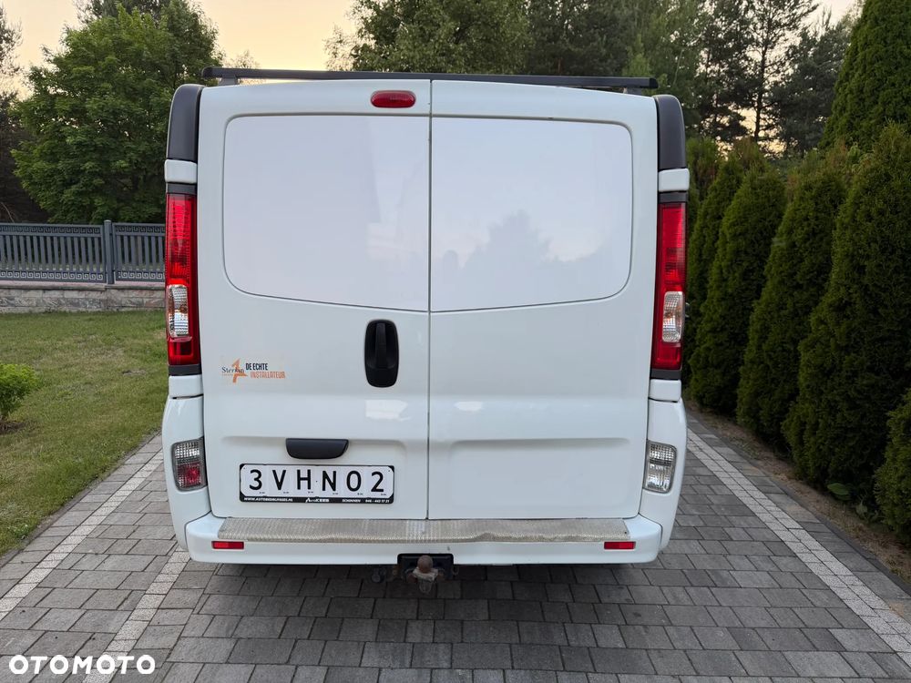 Renault TRAFIC - 6