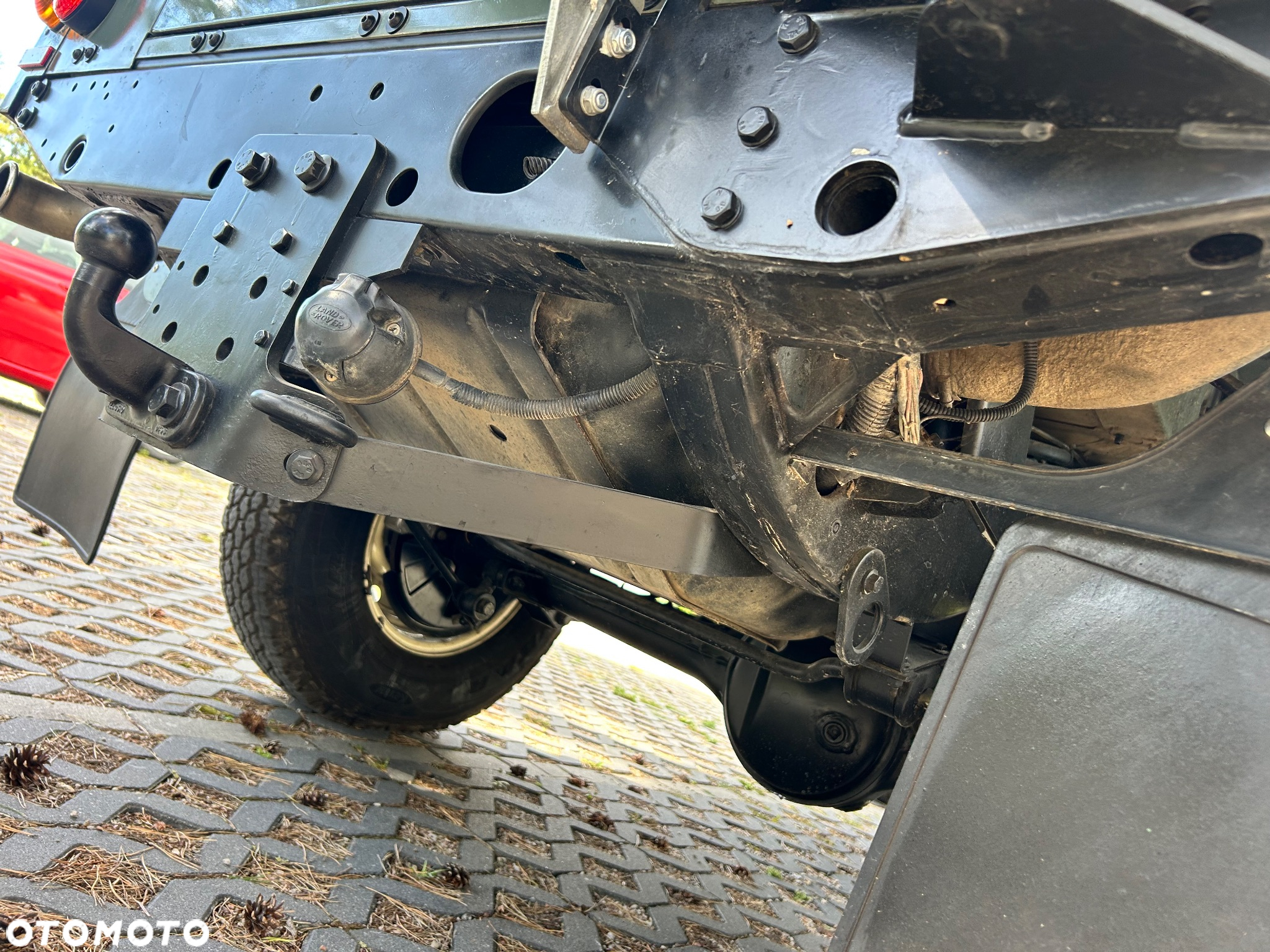 Land Rover Defender 110 2.4 TD4 SE - 13