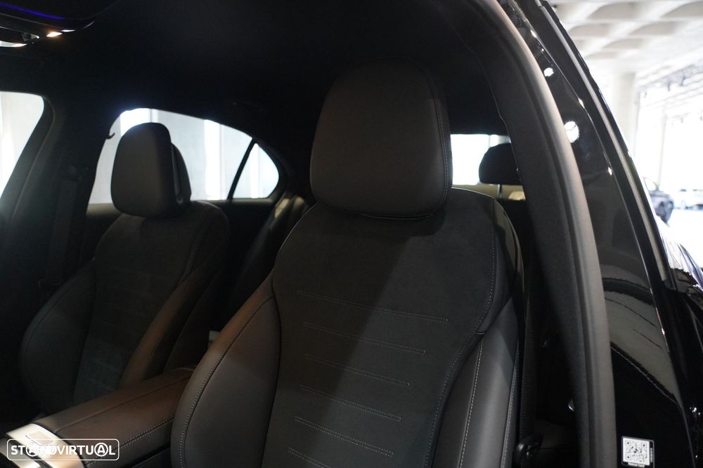 Mercedes-Benz C 300 e AMG Line - 30