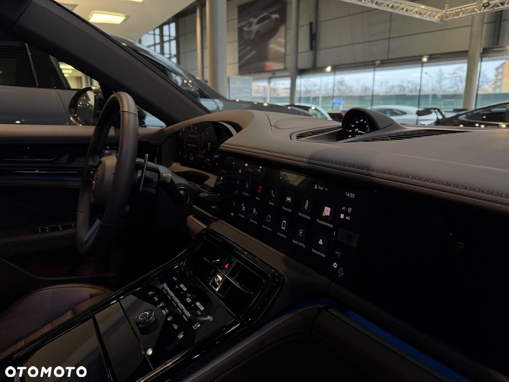 Porsche Panamera - 18