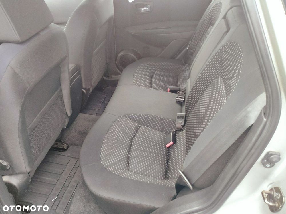 Nissan Qashqai - 11