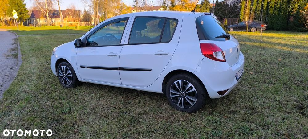 Renault Clio 1.2 16V Expression - 3