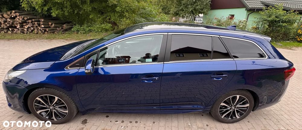 Toyota Avensis 2.0 D-4D Prestige - 4