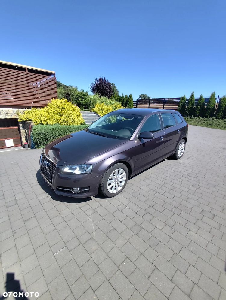 Audi A3 Sportback 1.6 TDI S tronic Attraction - 3