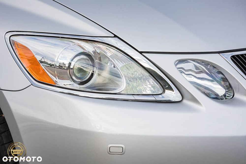 Lexus GS - 9