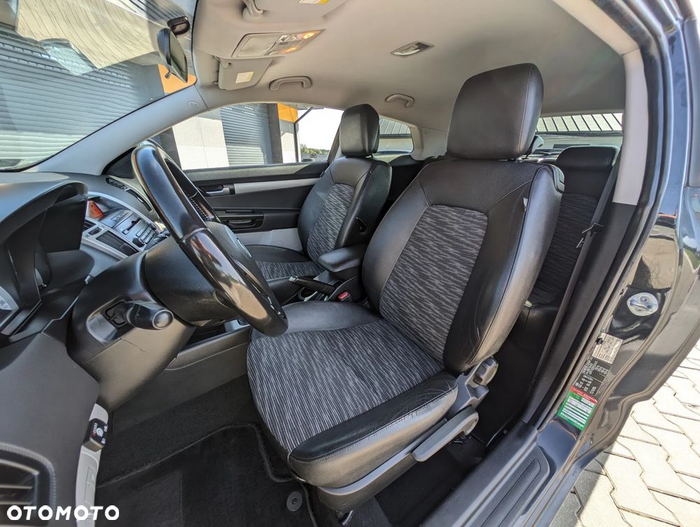 Kia Ceed ver-1-6-silver-x - 34