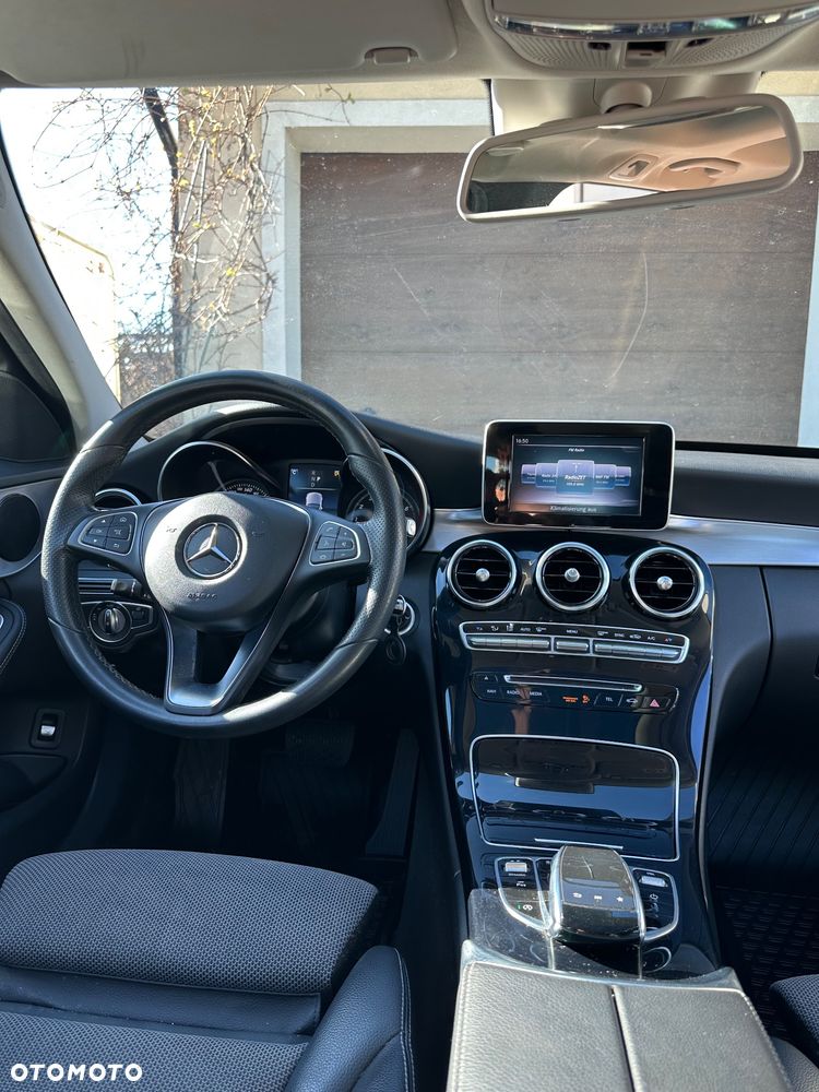 Mercedes-Benz Klasa C 200 9G-TRONIC Exclusive - 27