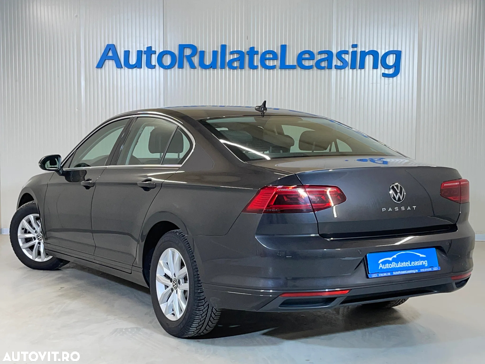 Volkswagen Passat 2.0 TDI DSG Comfortline - 4