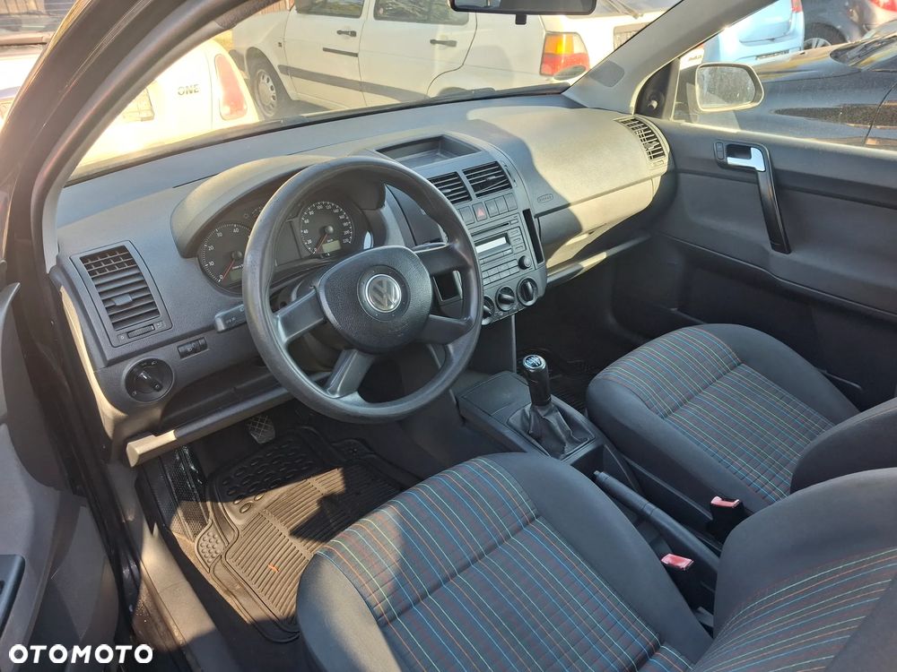 Volkswagen Polo - 19