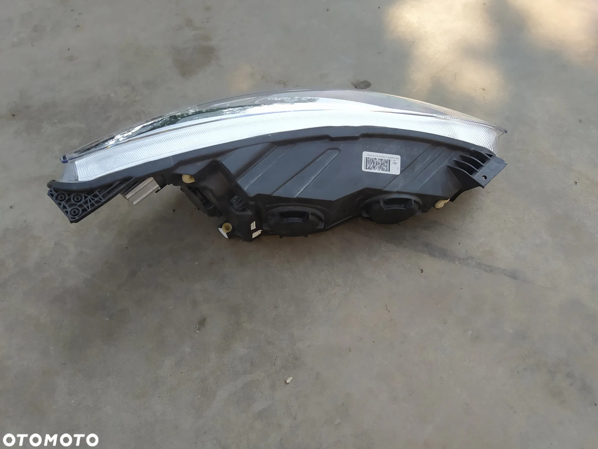 LAMPA LEWY PRZÓD EU JX7B-13W030-AE FOCUS MK4 18- RADOM - 2