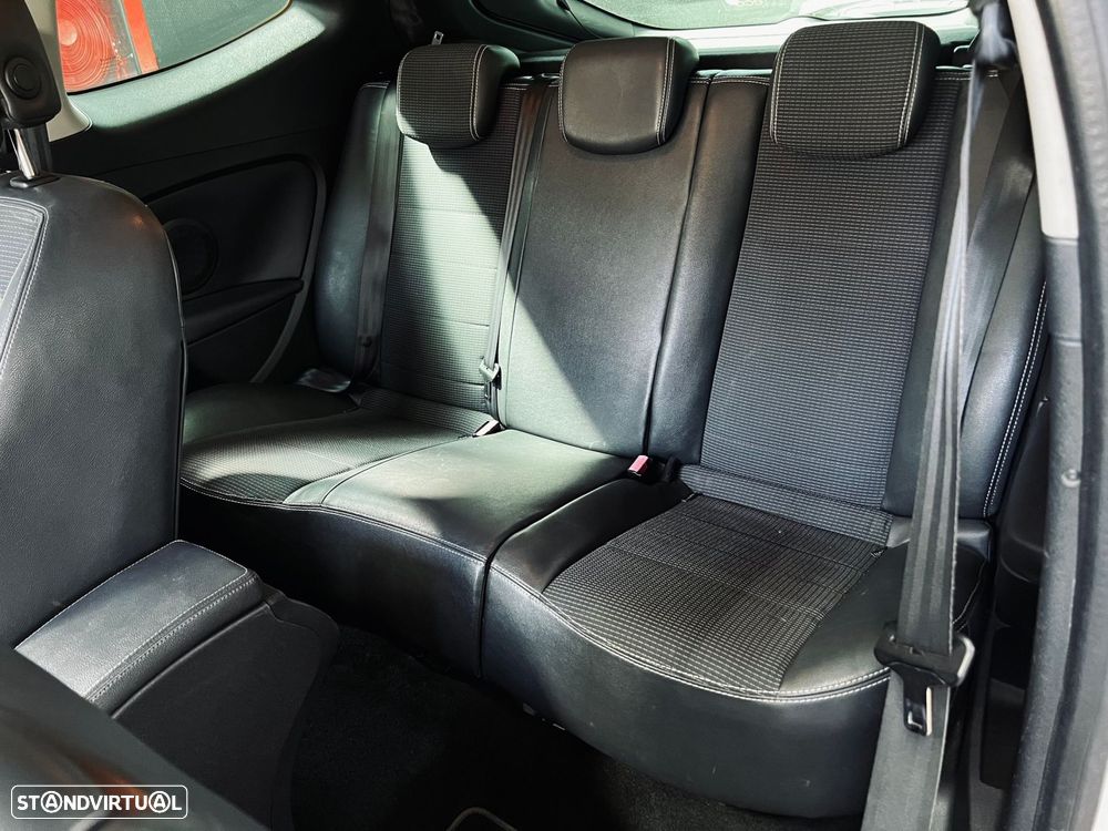 Renault Mégane Coupe 1.5 dCi GT Line EDC - 24