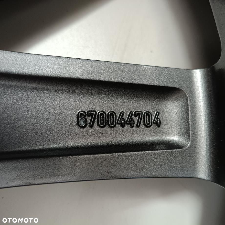 Alufelga 5x114,3 19 Maserati Levante 670044704 (F8439) - 6