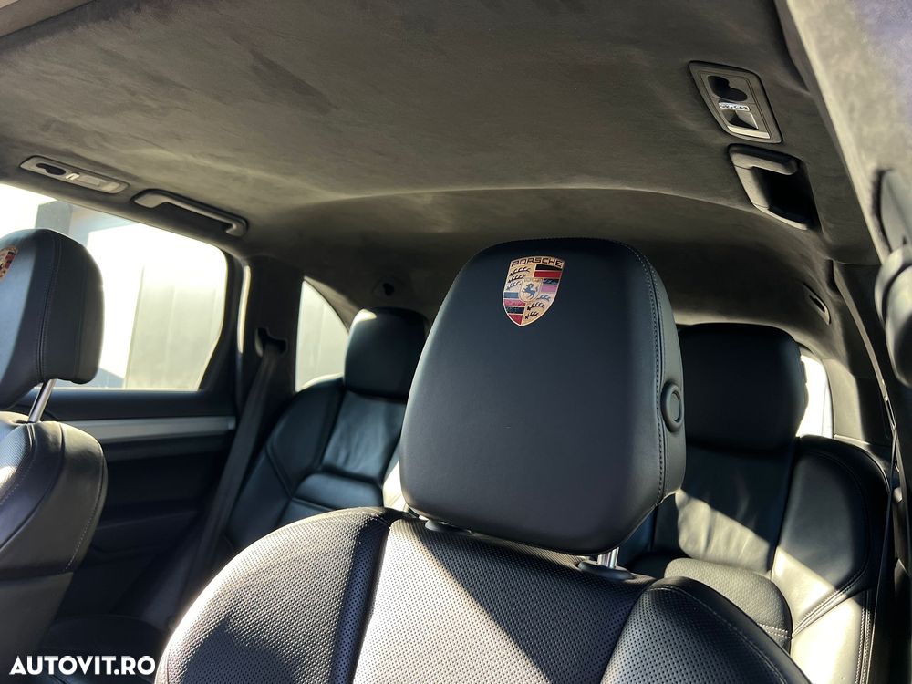 Porsche Cayenne Turbo V8 4.8L Aut. - 7