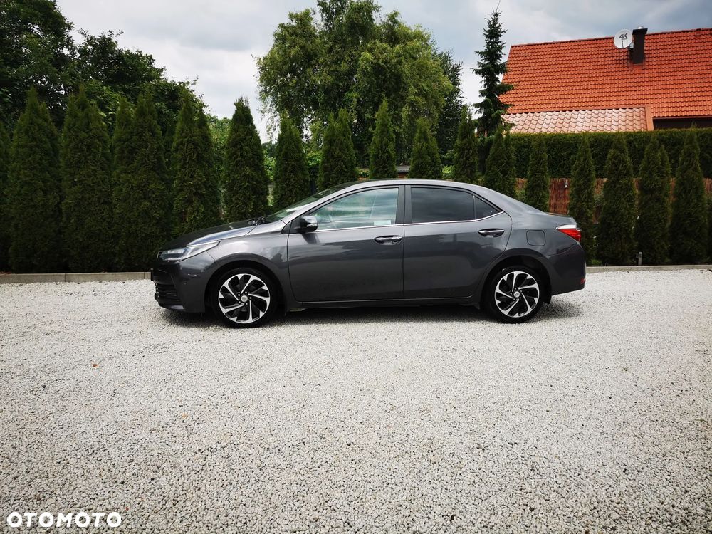 Toyota Corolla 1.6 Executive MS - 31