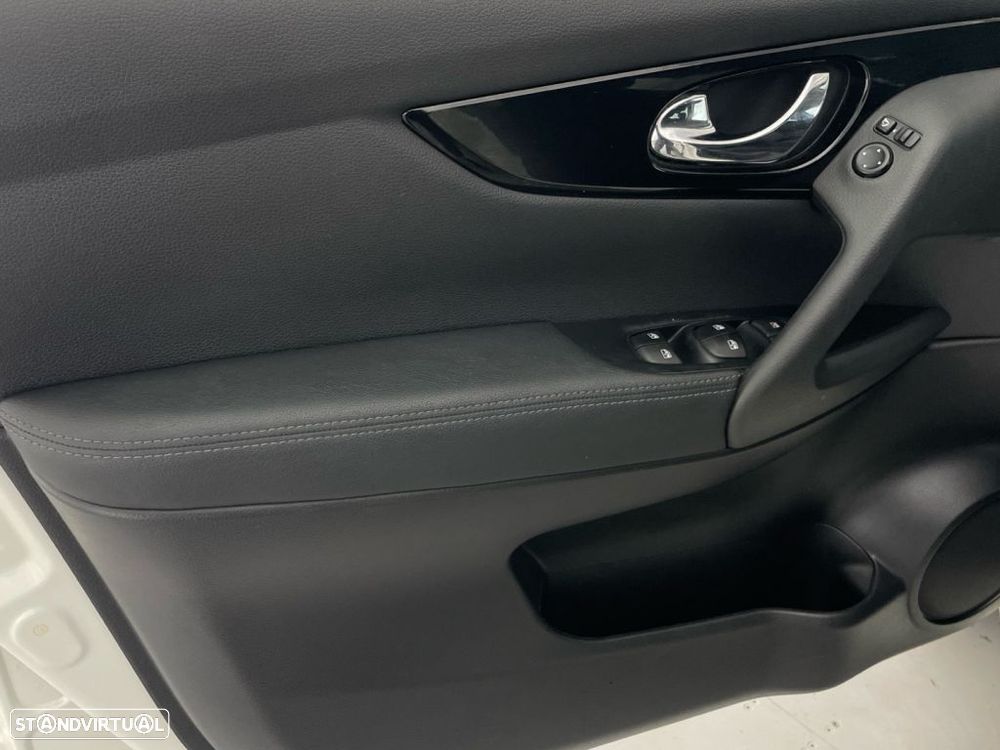 Nissan Qashqai 1.5 dCi Acenta - 17