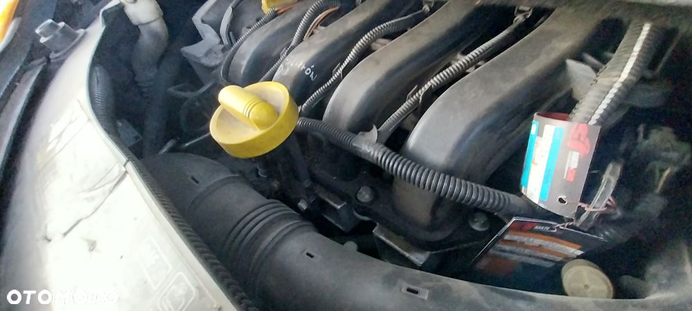 Renault Modus - 12