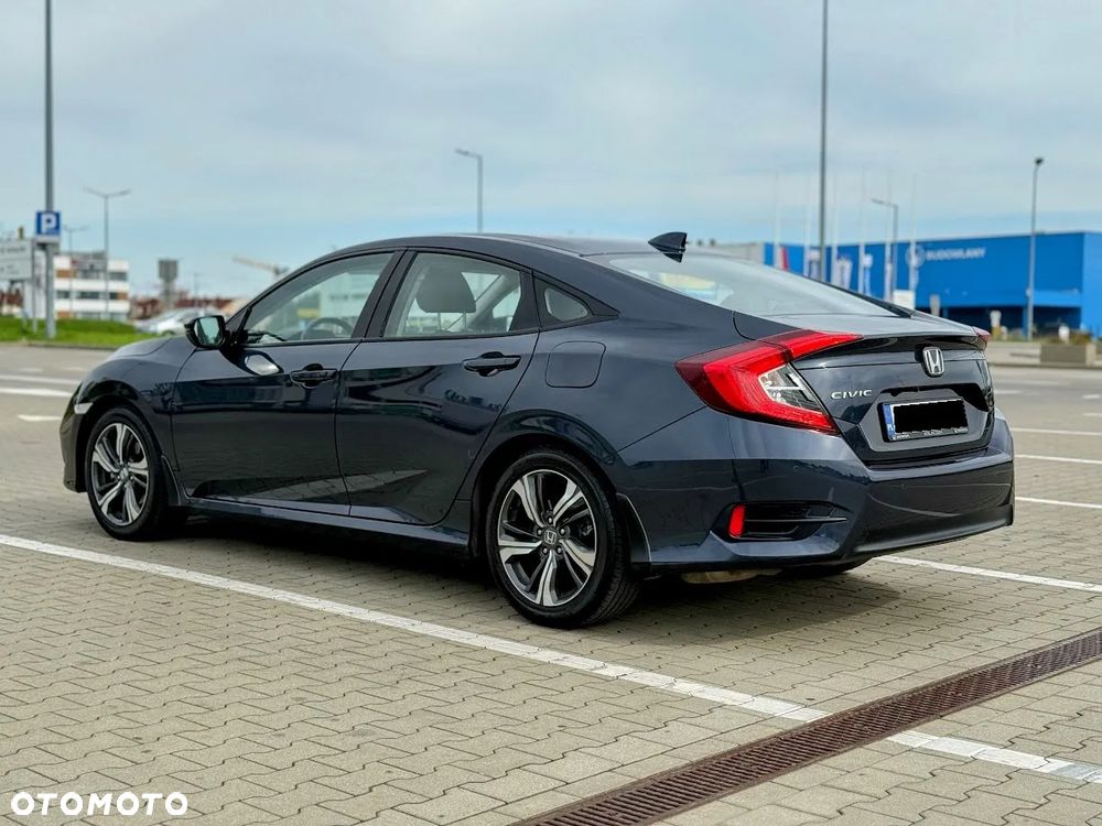 Honda Civic 1.5 T Executive - 9