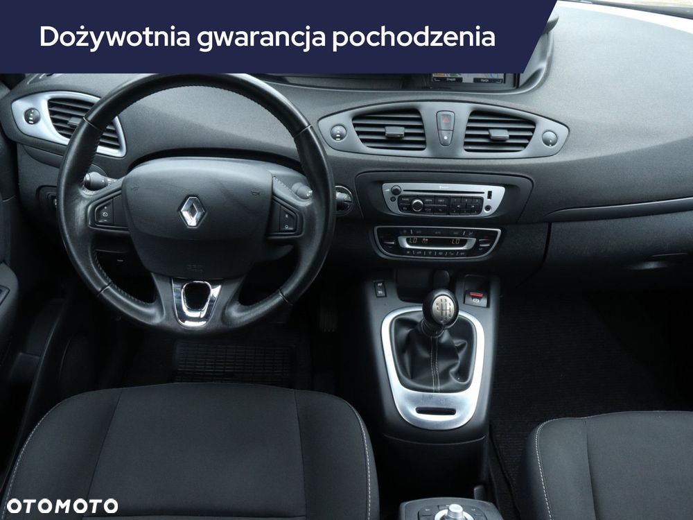 Renault Grand Scenic - 9