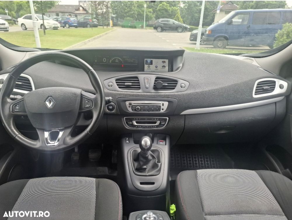 Renault Grand Scenic - 2