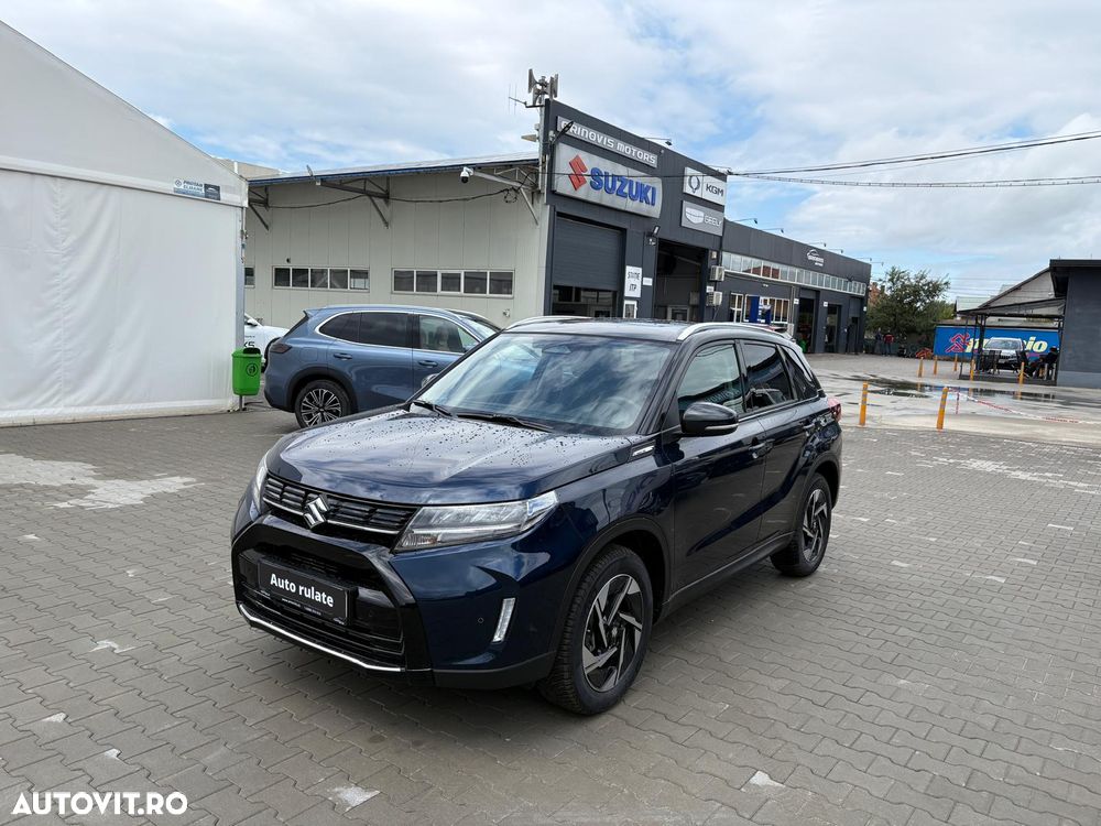 Suzuki Vitara 1.4 Boosterjet 6MT AllGrip MHEV Luxus - 2