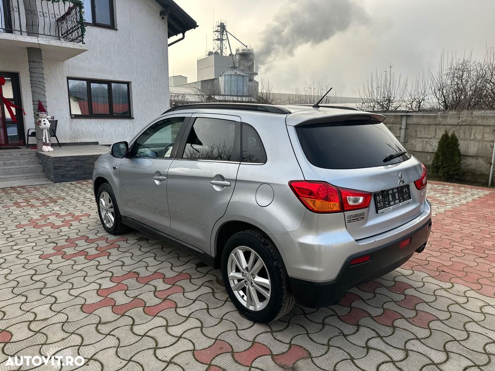 Mitsubishi ASX 1.8 DI-D 4WD Instyle - 11