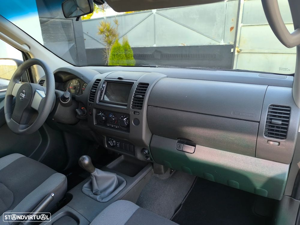 Nissan Navara Business - 9