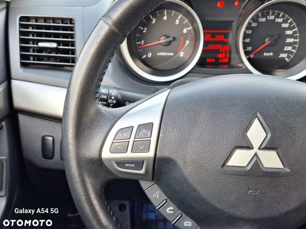 Mitsubishi Lancer 1.6 - 25