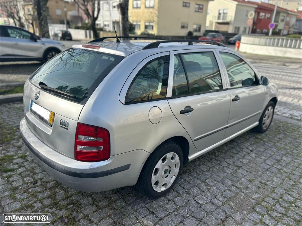 Skoda Fabia Break 1.4 Comfort - 5