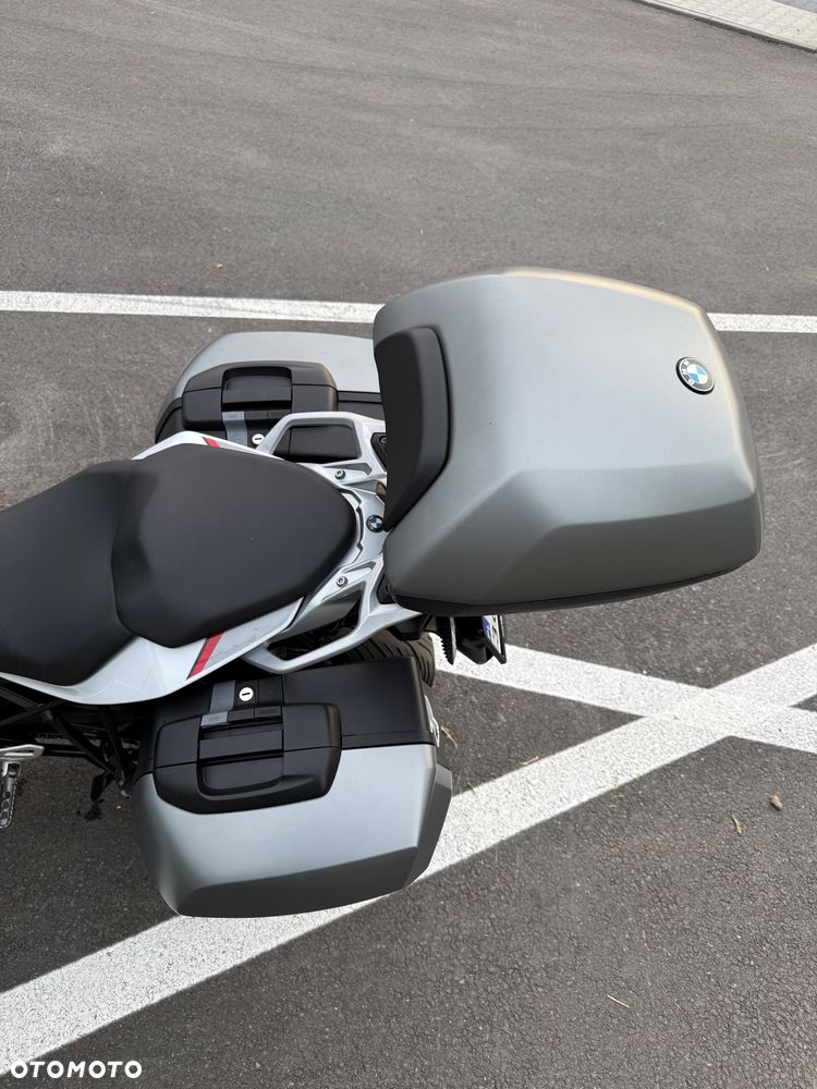BMW XR - 7