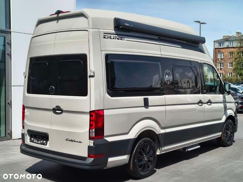 Volkswagen Crafter Grand California 600 silnik: 2,0 l TDI EU6 SCR BlueMotion Technology 130 kW skrzynia biegów: Przedni napęd automatyczna 8-biegowa rozstaw osi: 3640 mm - 7
