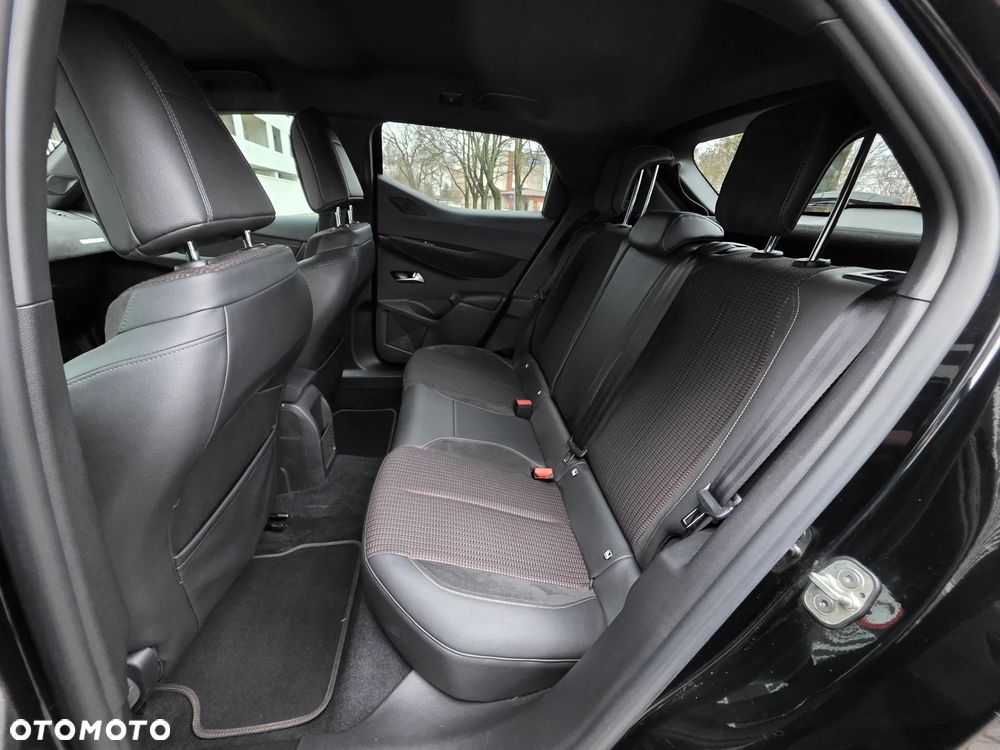 DS Automobiles DS 3 Crossback 1.2 PureTech Performance Line + - 25