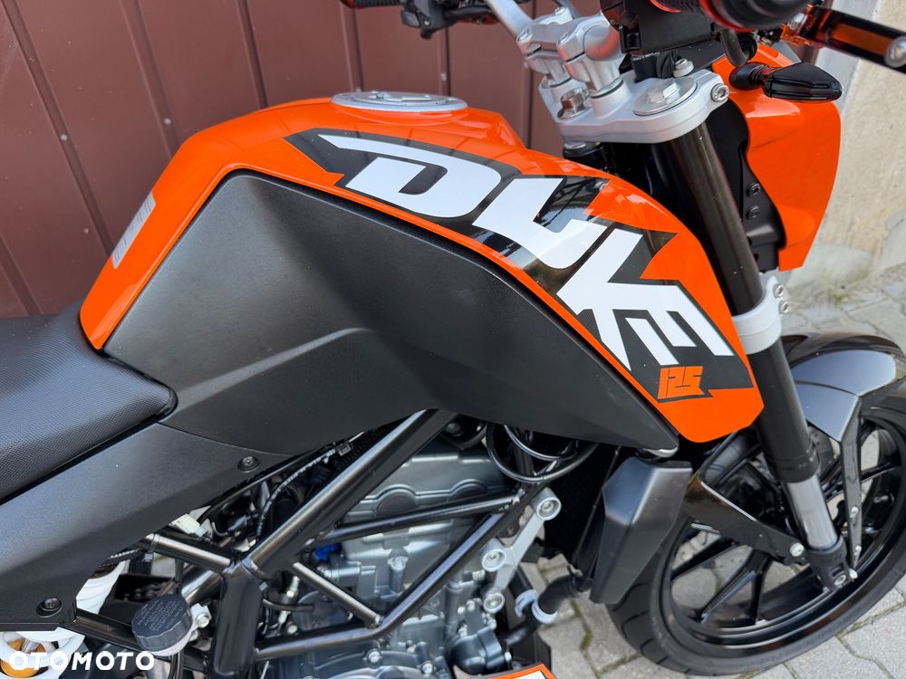 KTM Duke 125 - 23