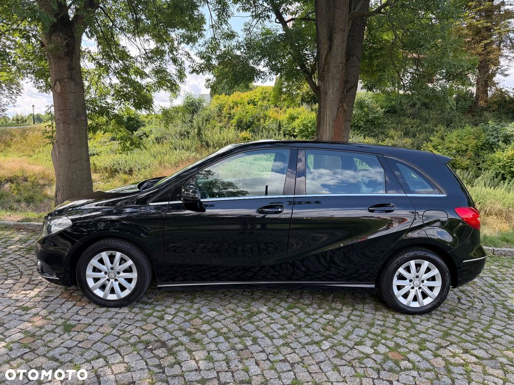 Mercedes-Benz Klasa B 180 d Peak Edition - 5