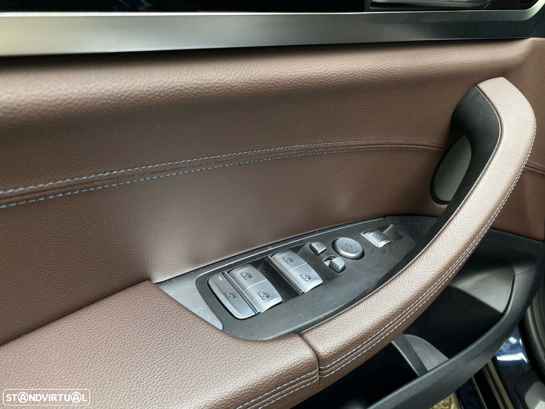 BMW iX3 M Sport Impressive - 16