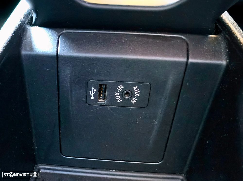 BMW 218 Active Tourer d Sport Line - 24