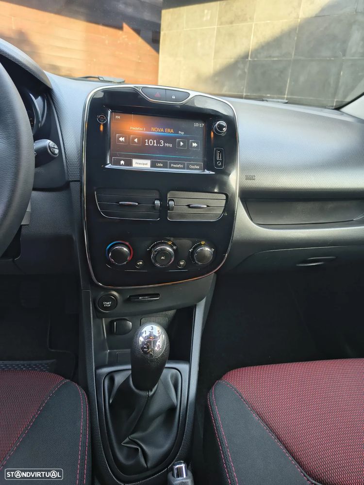 Renault Clio Sport Tourer 0.9 TCE Dynamique S - 22