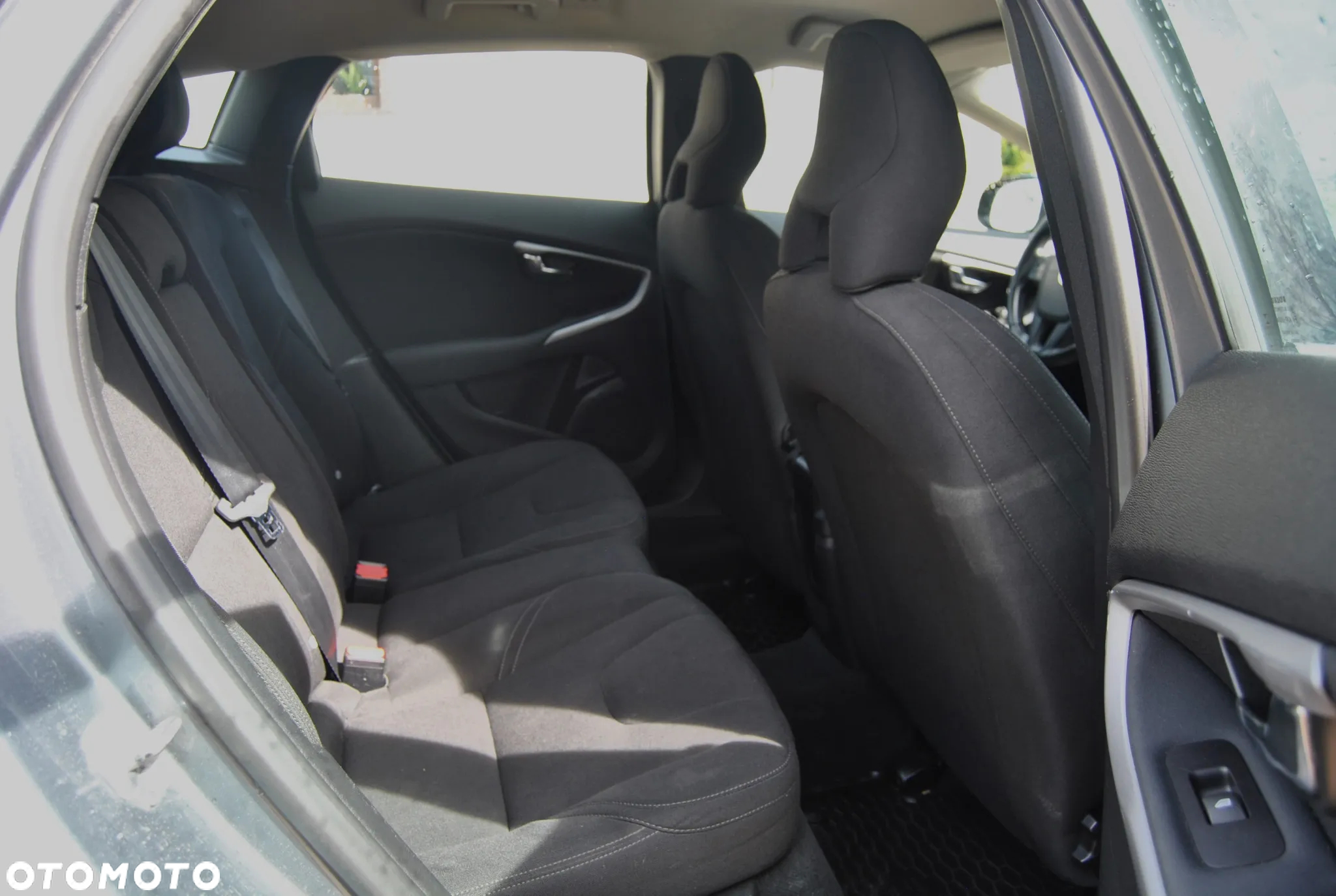 Volvo V40 D2 Summum - 8