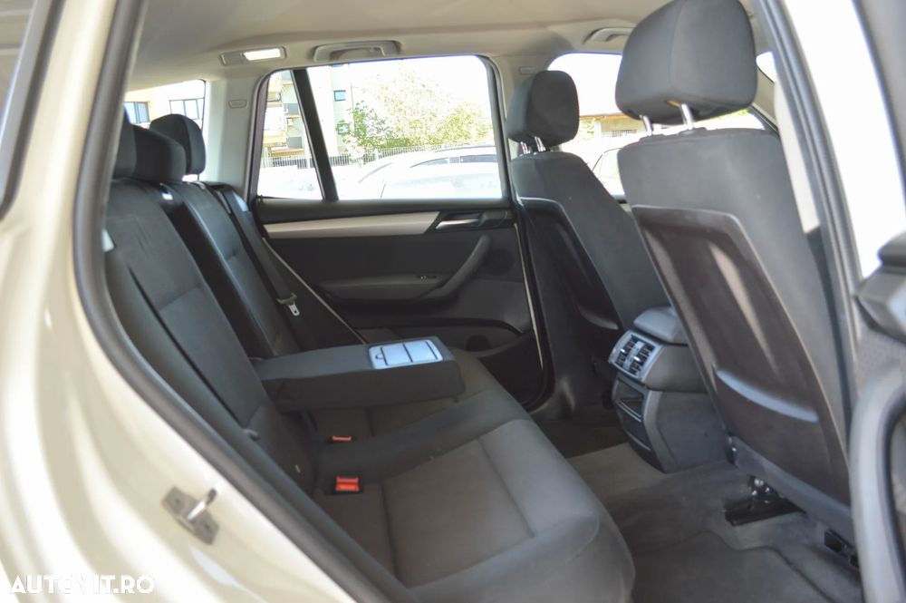 BMW X3 xDrive20d Aut. Advantage - 28