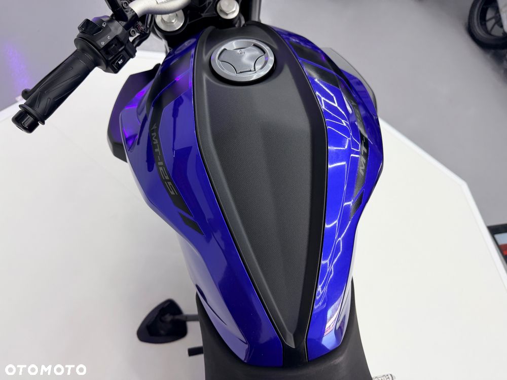 Yamaha MT - 32