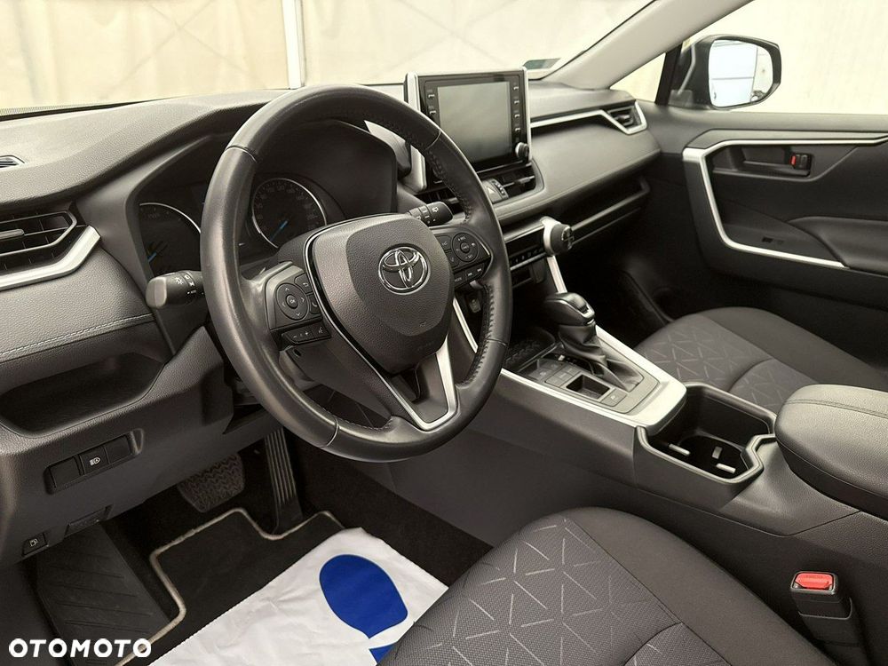 Toyota RAV4 - 13