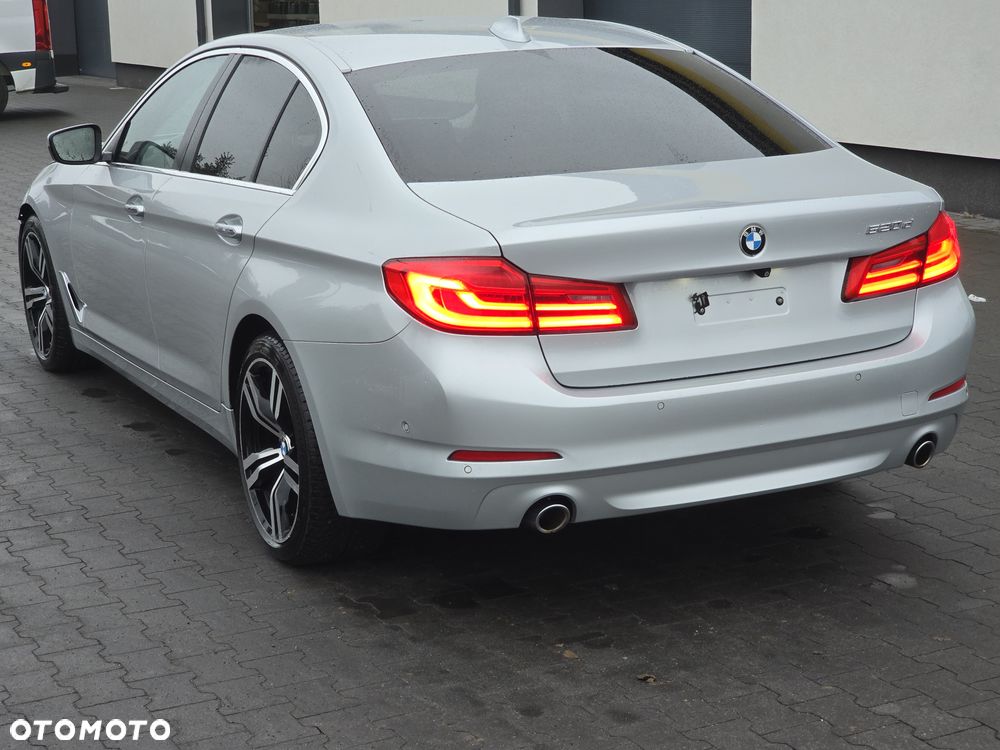 BMW Seria 5 520d - 2