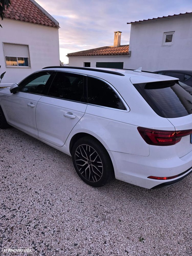 Audi A4 2.0 TDI S tronic sport - 2