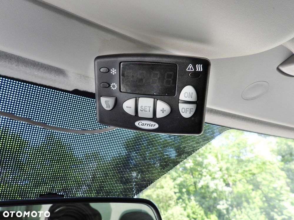 Ford TRANSIT CHŁODNIA KONTENER 0*C 8 PALET TEMPOMAT BLIŹNIACZE KOŁA KLIMATYZACJA  130KM - 37