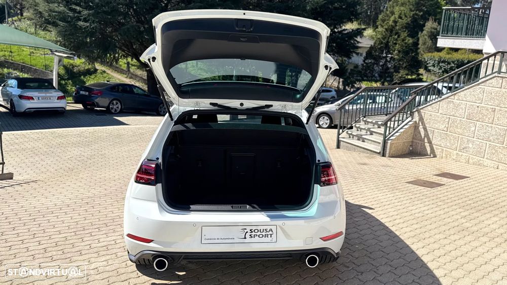 VW Golf 2.0 TSI GTI DSG Performance - 34