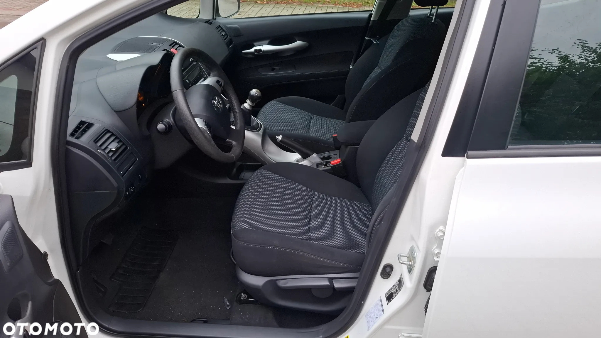 Toyota Auris 1.6 Edition - 7