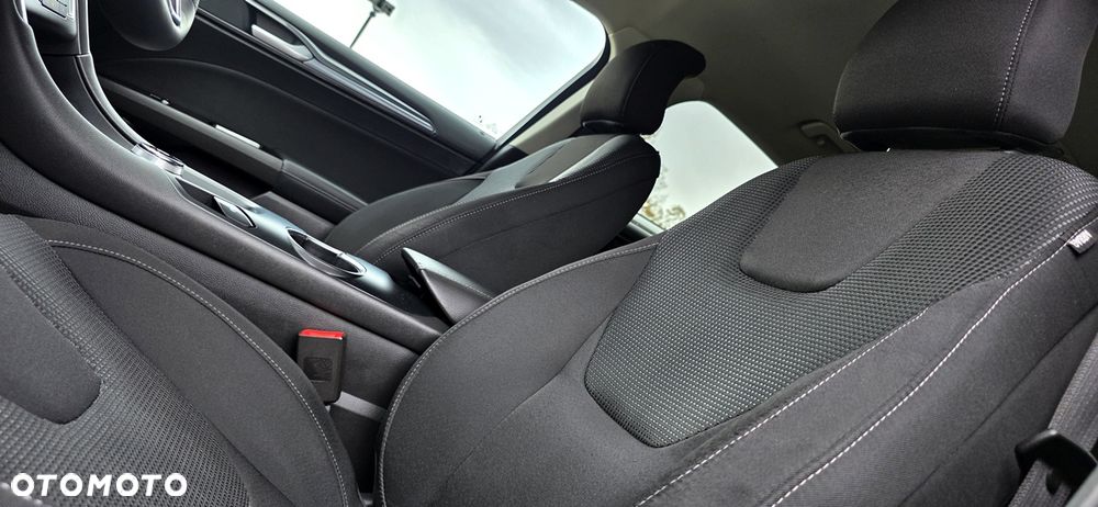 Ford Mondeo 2.0 EcoBlue Titanium - 11