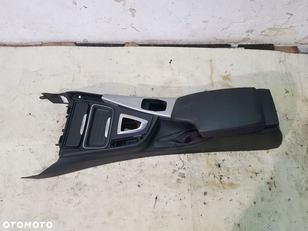 TUNEL ŚRODKOWY SKÓRA BMW F30 F31 EUR AUX USB - 1